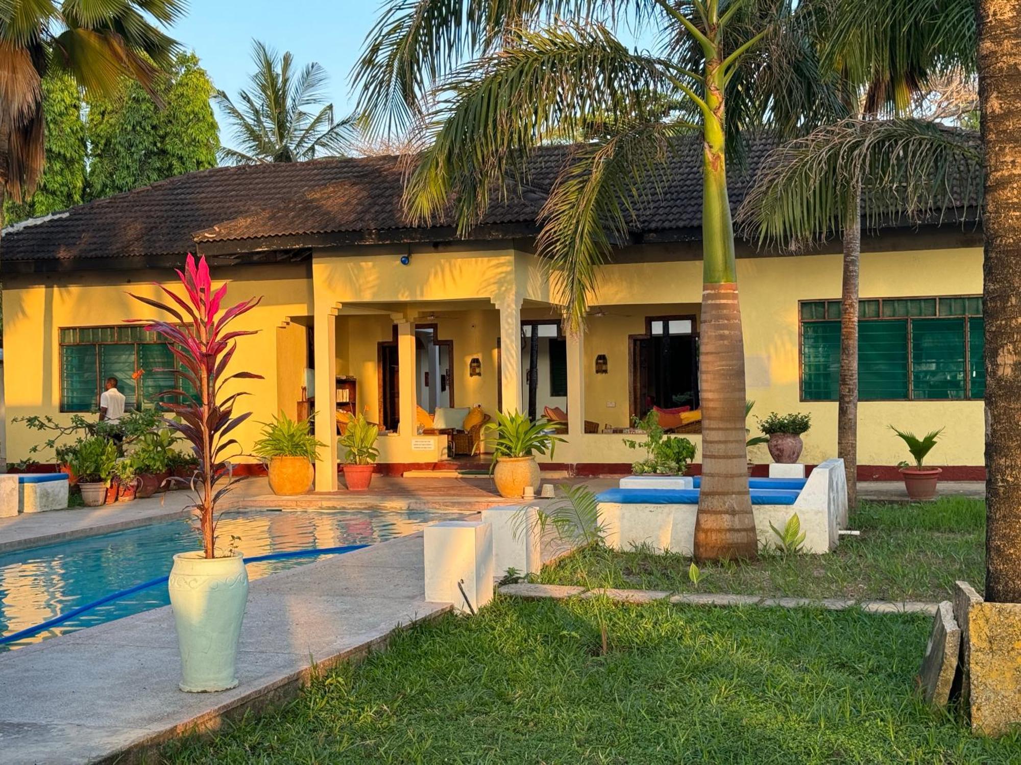 Sawa Sawa Beach House Msambweni المظهر الخارجي الصورة